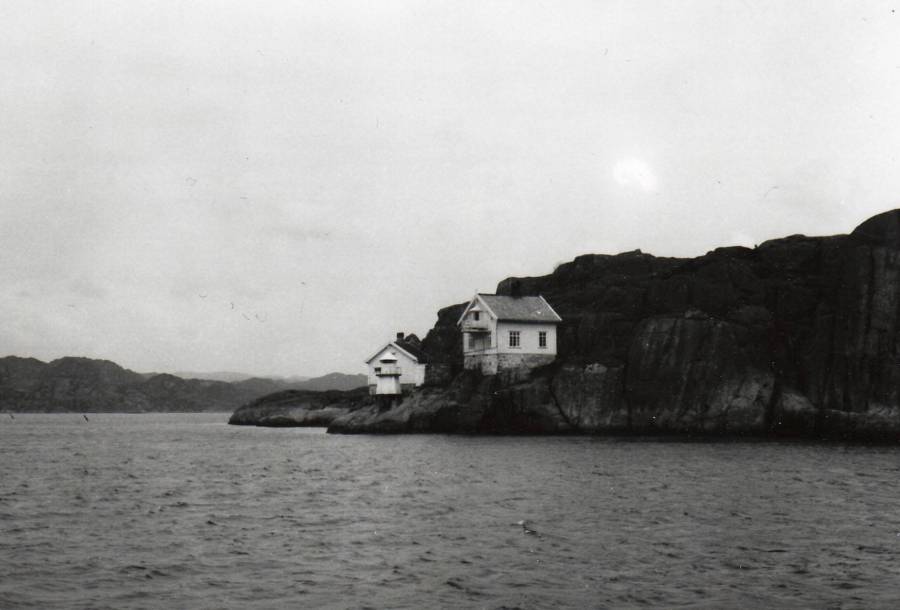 Grunnesundholmen fyrstasjon