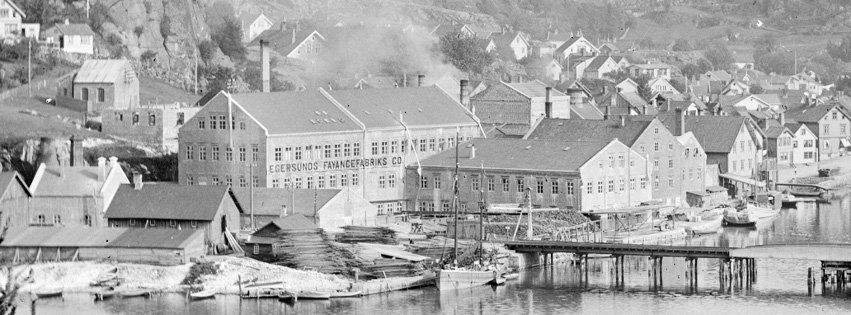 A/S Egersunds Fayancefabriks Co., cirka 1910. Utsikt fra Kontrari. Foto: E. H. Torjusen (DFF-EHT0061).